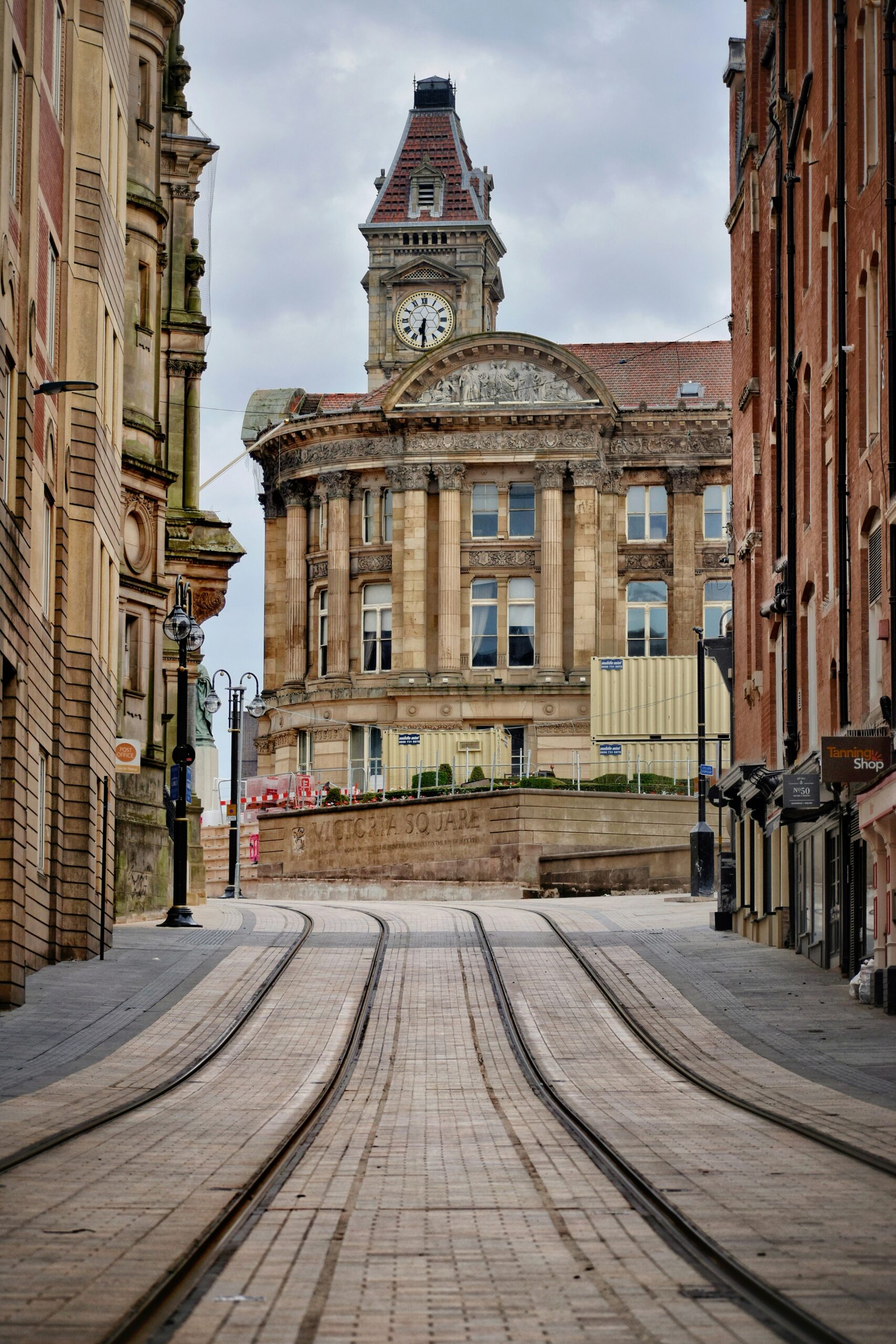 Birmingham Museum and Art Gallery by Adam Jones