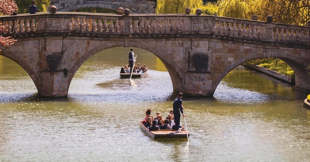 10 things to do in Cambridge weekend break punting